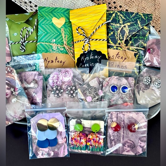 Mystery bag earrings ~ Surprise Earrings ~ vintage stud earrings 3 pairs - Picture 1 of 8